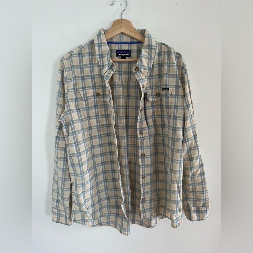 Patagonia women’s lightweight work shirt size L